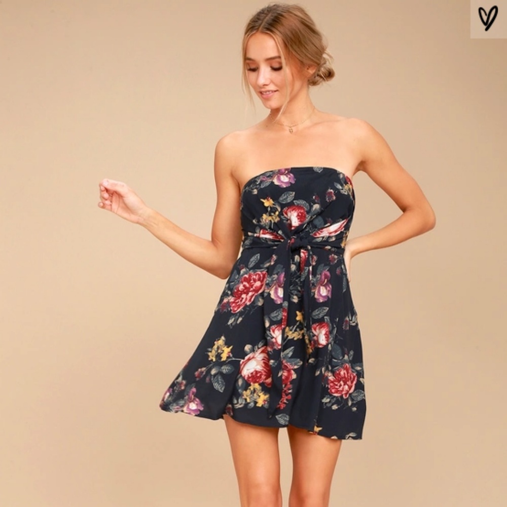 Lulu's FLORAL PRINT STRAPLESS DRESS